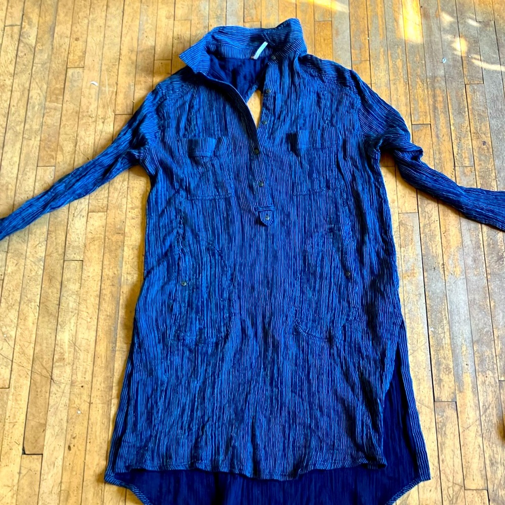 Free people dress asymmetric keyhole back. So cute for spring size small